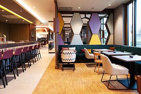 Hampton By Hilton Stuttgart Airport