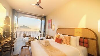 EL LAGO HOTEL