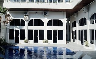 Escotel Melasti