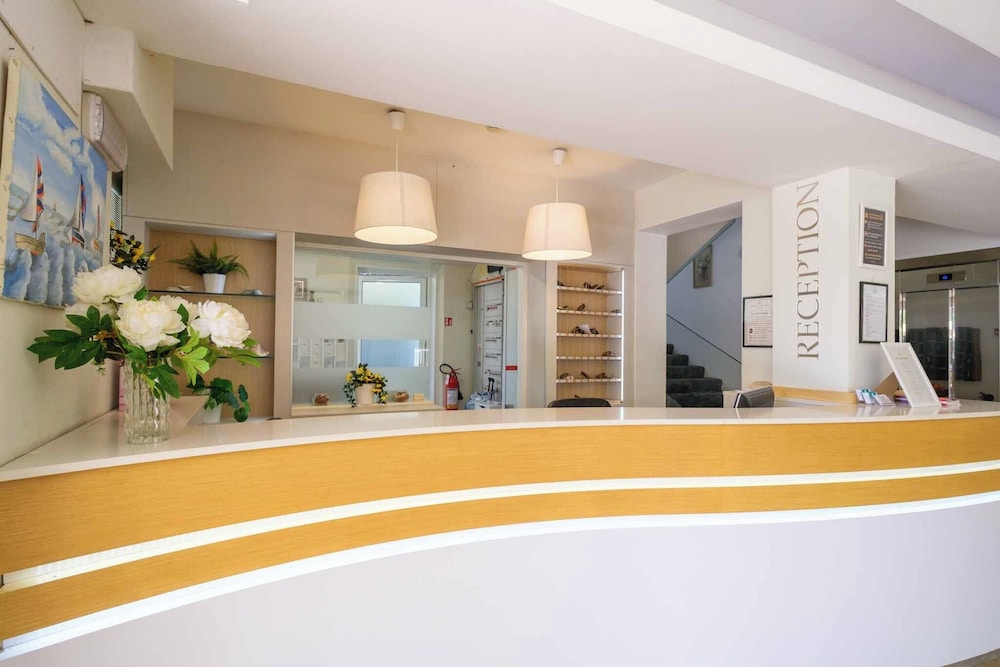Hotel Carlton