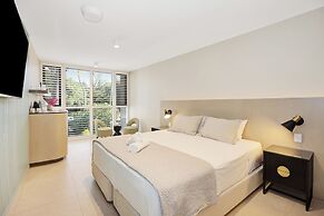 Picnic Bay Hotel
