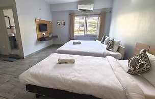 Happy Villa Guest House