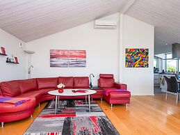 5 Star Holiday Home in Hejls
