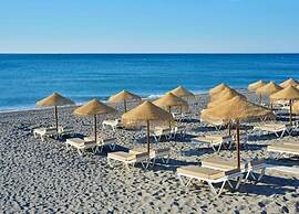 Beachfront Apartment in La Carihuela