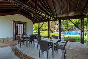 Cottage House - Adult Only