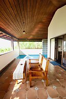 Calithra Boutique Resort