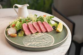 Bassac Signature Hotel & Residence