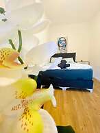 Spacious 4BR for 15 & 15 Min to Danube