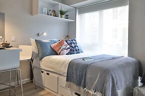 Student Only 73 Princess Road East