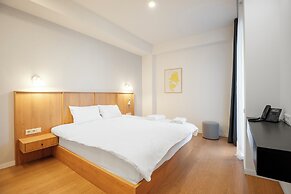 AURA Tbilisi Living