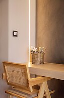 Kira Elegant City Nest