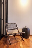 Demmi Central 2BR Designer Apt