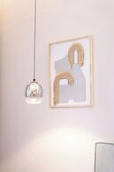 Demmi Central 2BR Designer Apt