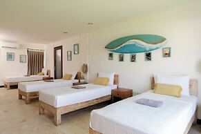 Soleia Surf Camp