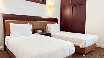 Royal Tulip Dancenter Suites Sharjah