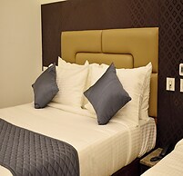 A K G Hotel
