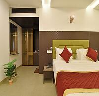 A K G Hotel