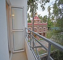 A K G Hotel