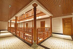 A K G Hotel