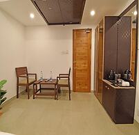 A K G Hotel