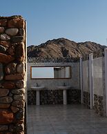 Natural Lodge