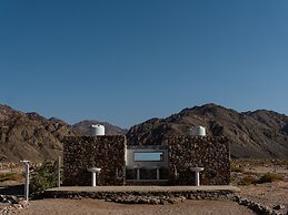 Natural Lodge