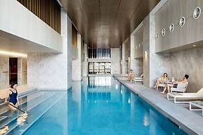 A Lux 2BR Apt Right Opposite Southern Cross