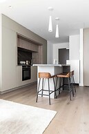 A Lux 2BR Apt Right Opposite Southern Cross