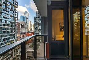 Cozy & Charming 2BR Stay, Free Parking