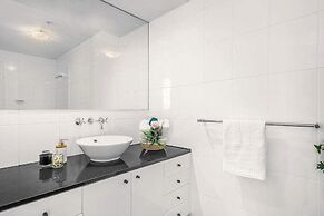 Charming City-view Apt, Next to Darling Harbour