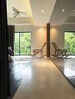 1BR Urban Escape at Damansara Heights