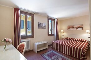 Venice Resorts Guest House