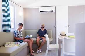 Mobile Home in Domaine Les Muriers