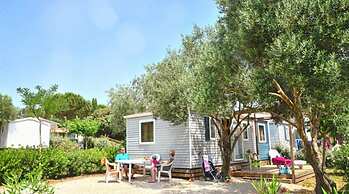 Mobile Home in Bessan With Terrace
