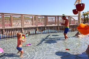 Relaxing Home in Water Park