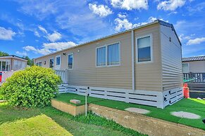 2 Bedroom Mobile Home in Wimborne, No Deposit