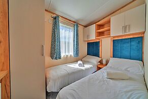 2 Bedroom Mobile Home in Wimborne, No Deposit