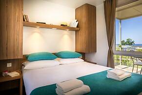 Mobile Home in Novigrad With Terrace