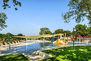 Mobile Home in Novigrad With Terrace