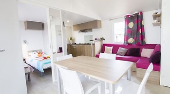 Mobile Home in Serignan With Great Pool Area