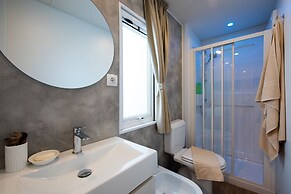 Mobile Home Pag Near Pebble Beach & Pools