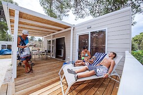Zaton Resort Mobile Home With Pool