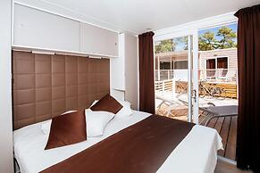 Zaton Resort Mobile Home With Pool