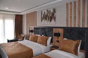 RUA WORLD HOTEL