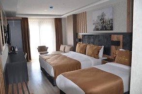 RUA WORLD HOTEL