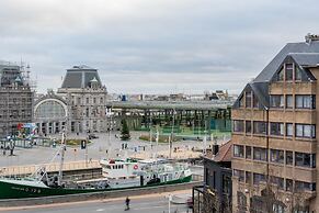Huswell - New Penthouse With City Harbour Views