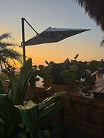 Lú Veé Oasis