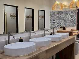 Inn De Sea Poshtel
