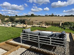 Thatchers End