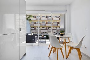 Beachfront Apartment With Terrace